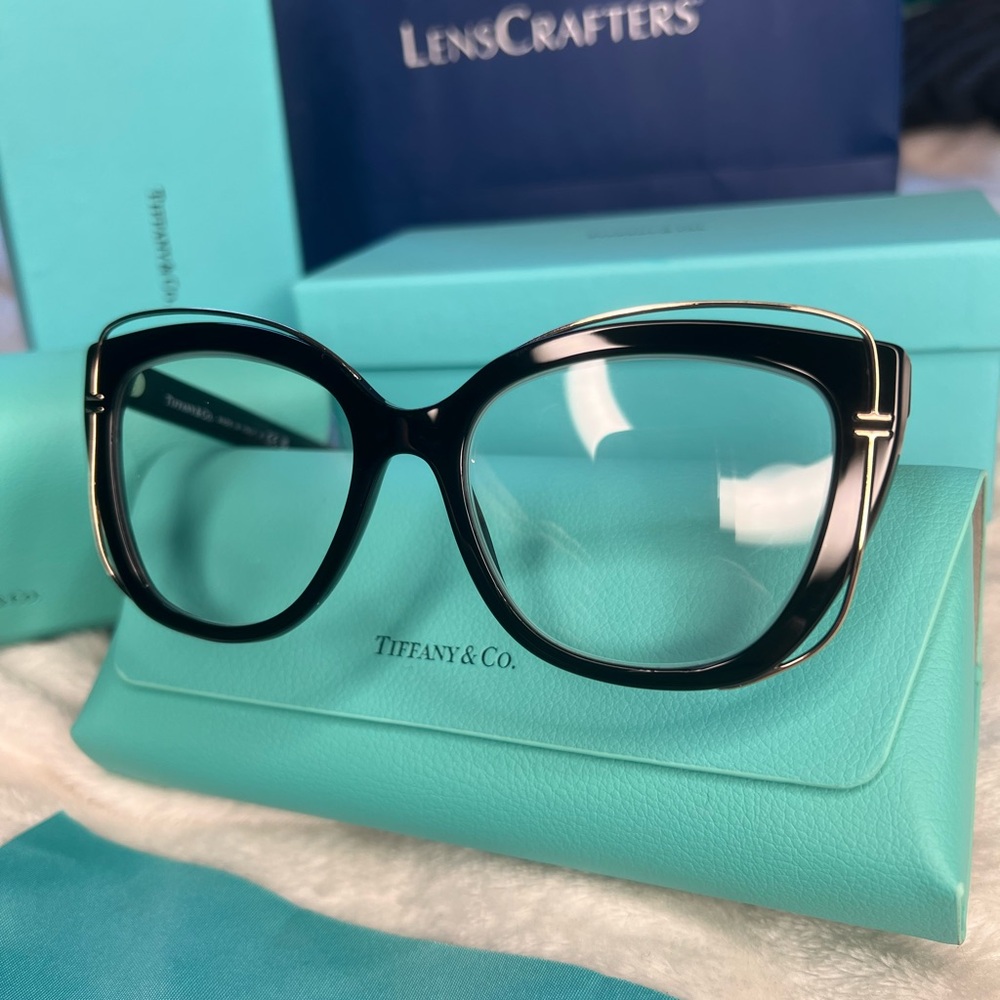 Tiffany & Co. Glasses With 2 Sets Of Cases! Worn Less Than 1 Hour!